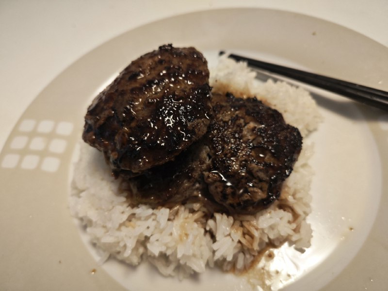 #今日程序员学做饭 汉堡肉盖饭