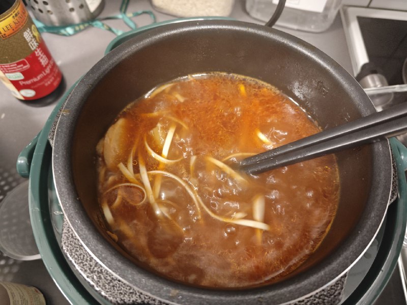 #今天吃了啥 失败的番茄土豆炖牛肉，失败原因是水加多了，但用来煮面也是一顶一的好吃#今天吃了啥 失败的番茄土豆炖牛肉，失败原因是水加多了，但用来煮面也是一顶一的好吃