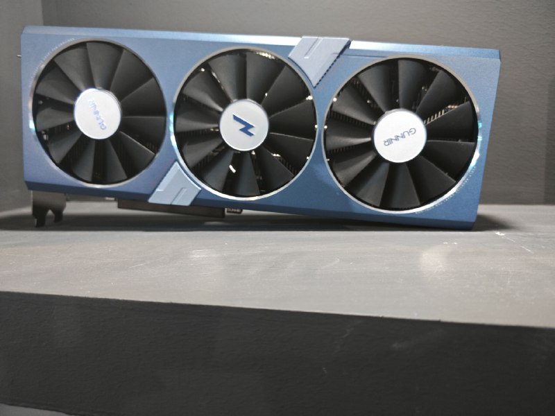 #今天看了啥 在BW看硬件！感觉我去哪都能回归到这个状态